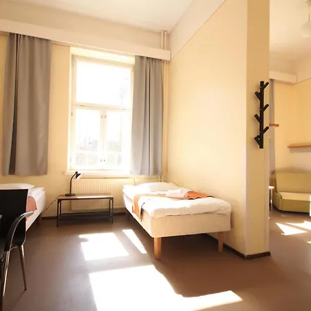 Хостел Forenom Roeykkae *